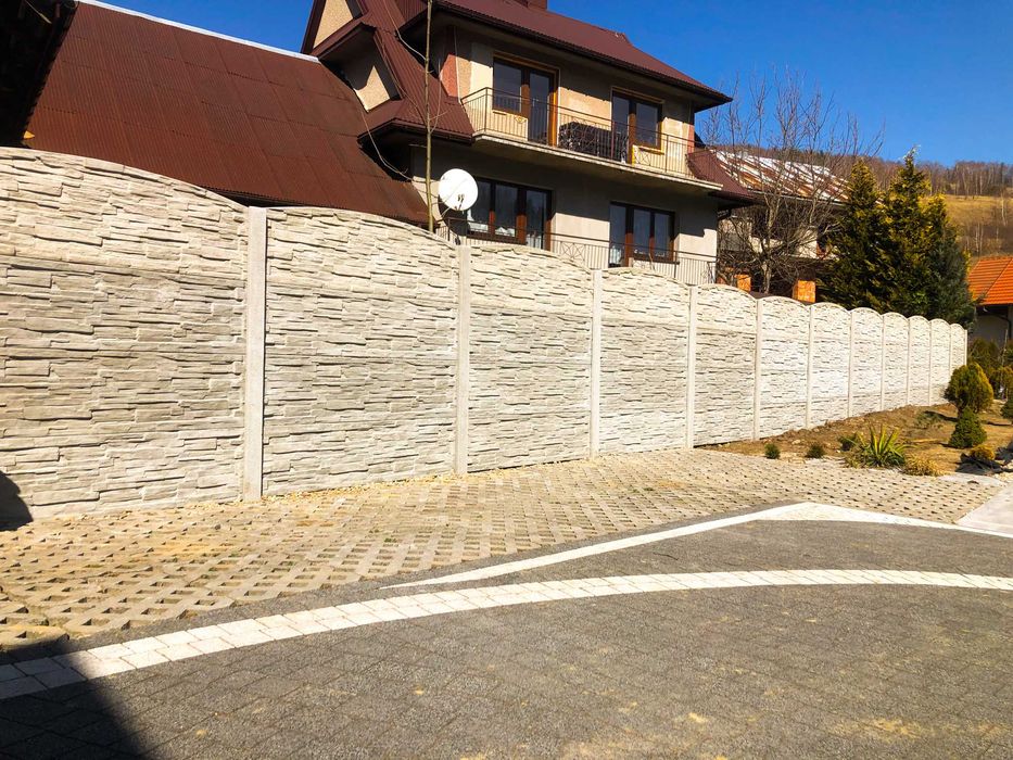 Ogrodzenie betonowe, Wieliczka