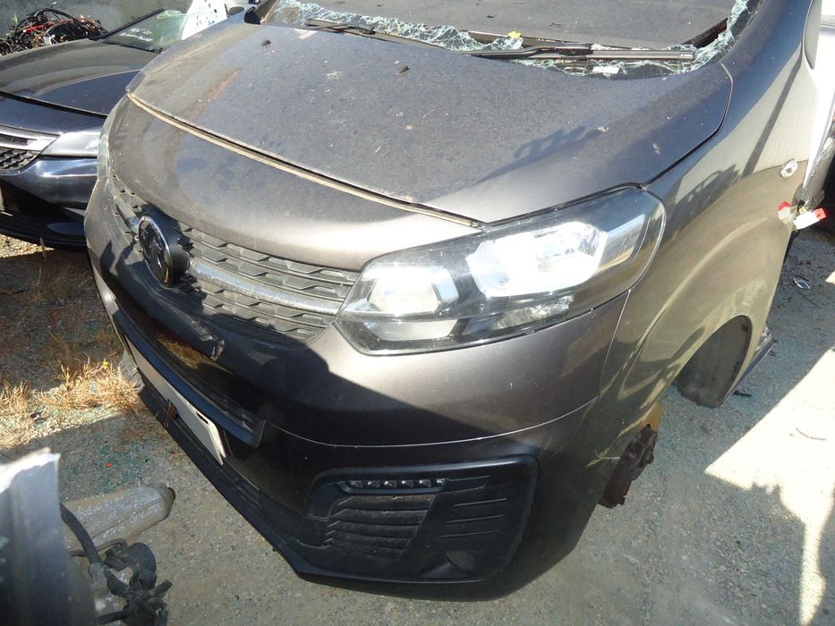 Opel Vivaro 1.5 Cdti (DV5RUC) (YHR) (D15DT) de 2020 só ás peças