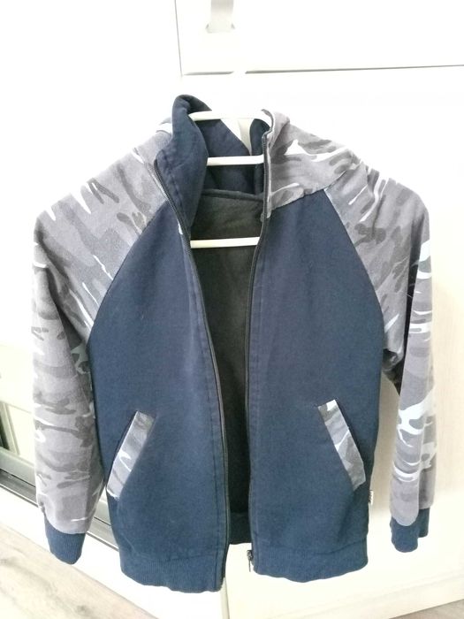 Кофта на замку 7-8 років