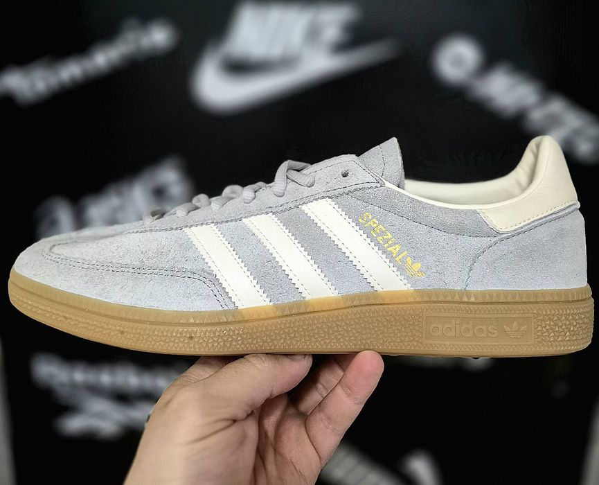 Чоловічі кросівки Adidas Originals Handball Spezial(Оригінал)42-26,5 і 44-28см