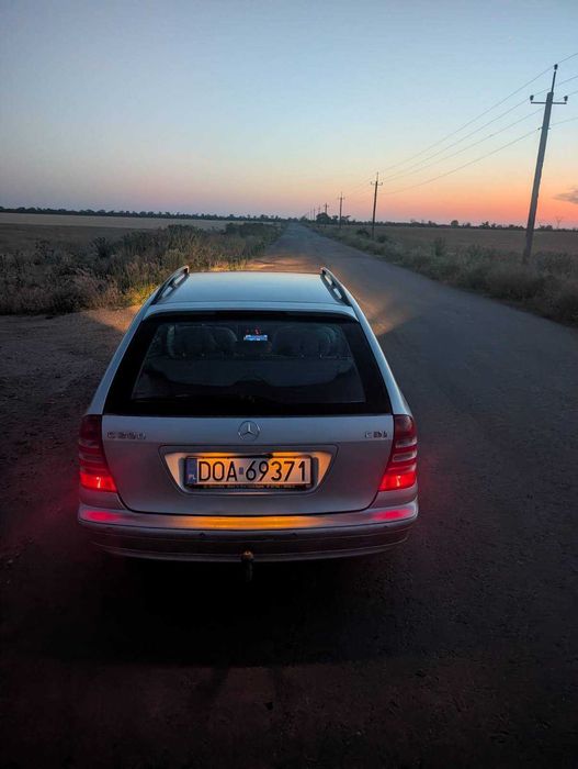 Mercedes-Benz C200 W203
