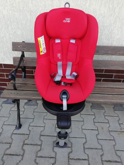 Fotelik samochodowy obrotowy Britax Rómer