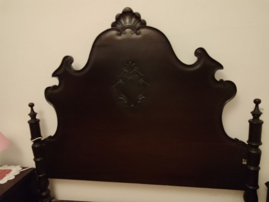 Vendo cama mobília / quarto D. João V