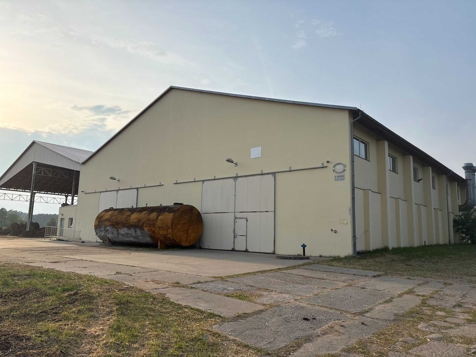 Zakład produkcyjny pelletu + gospodarstwo rolne