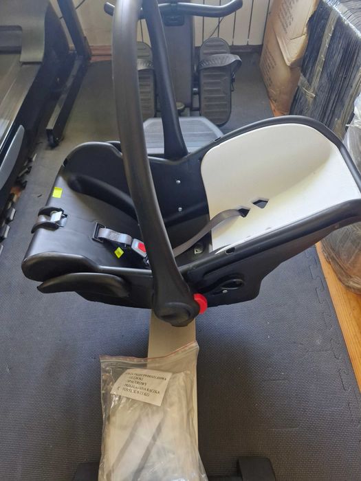 fotelik samochodowy nosidełko dla dzieci do samochodu do 10kg + folia