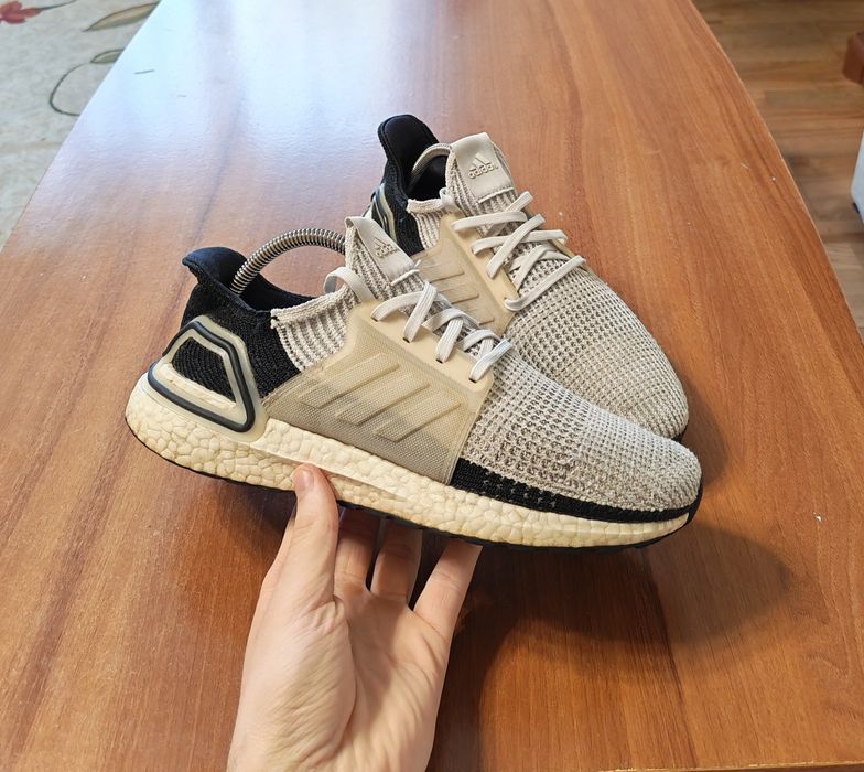 Кросівки спортивні чоловічі бігові Adidas UltraBoost 19 'Panda' Continental 41 розмір