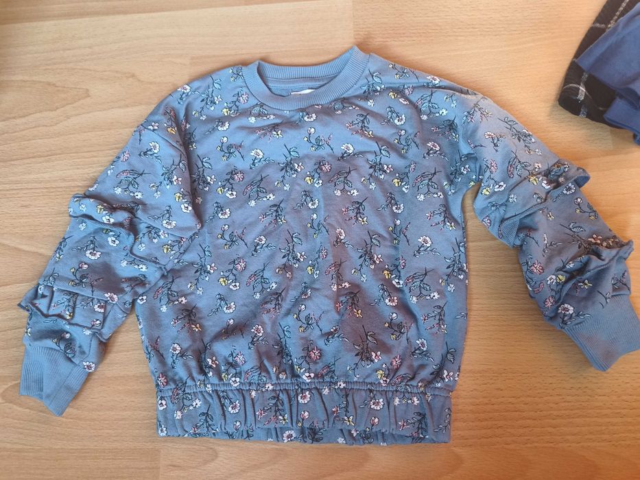 Bluza w kwiaty 110