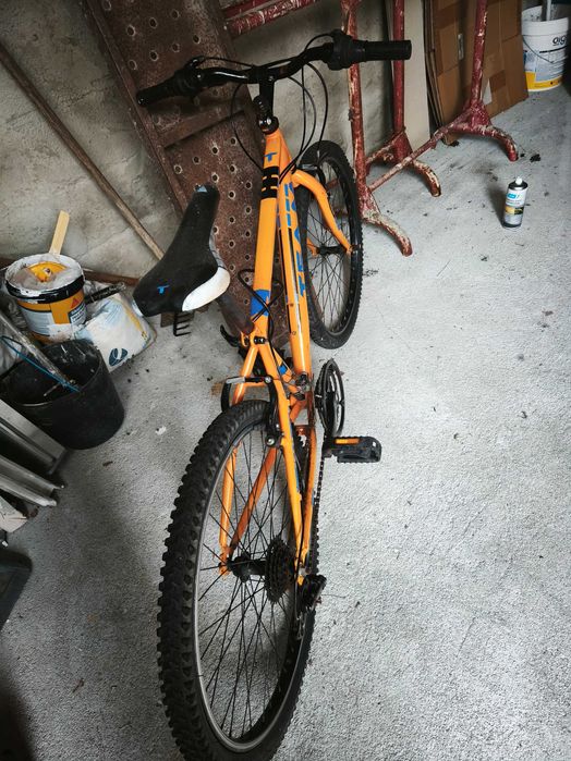 Bicicleta com macha a venda