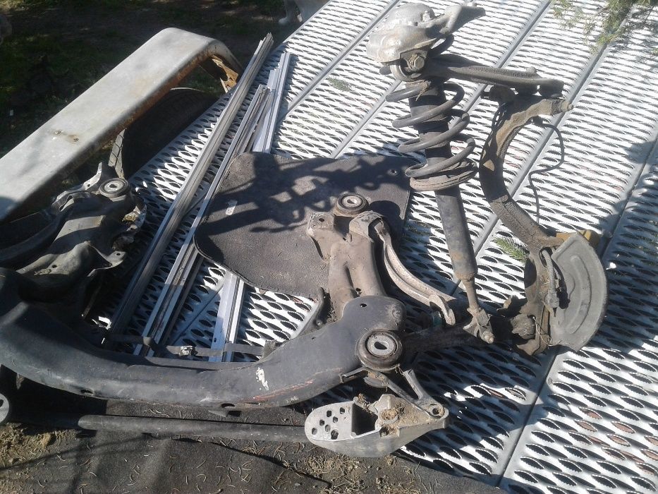 VW PASSAT B5 FL LIFT 2.0 ALT 2002r Całe Zawieszenie Przednie Przód Kpl