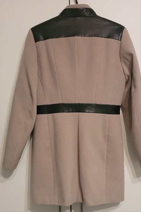 Płaszczyk rozmiar 38