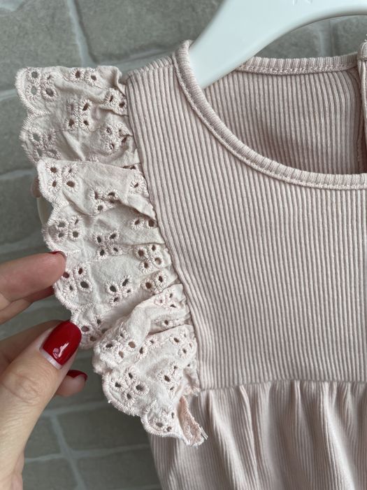 Рожеве боді розовое боди Kiabi двійні дівчинки 2 роки девочки святкове