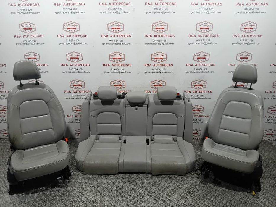 Conjunto de Bancos Audi A4 B8 em Pele Originais