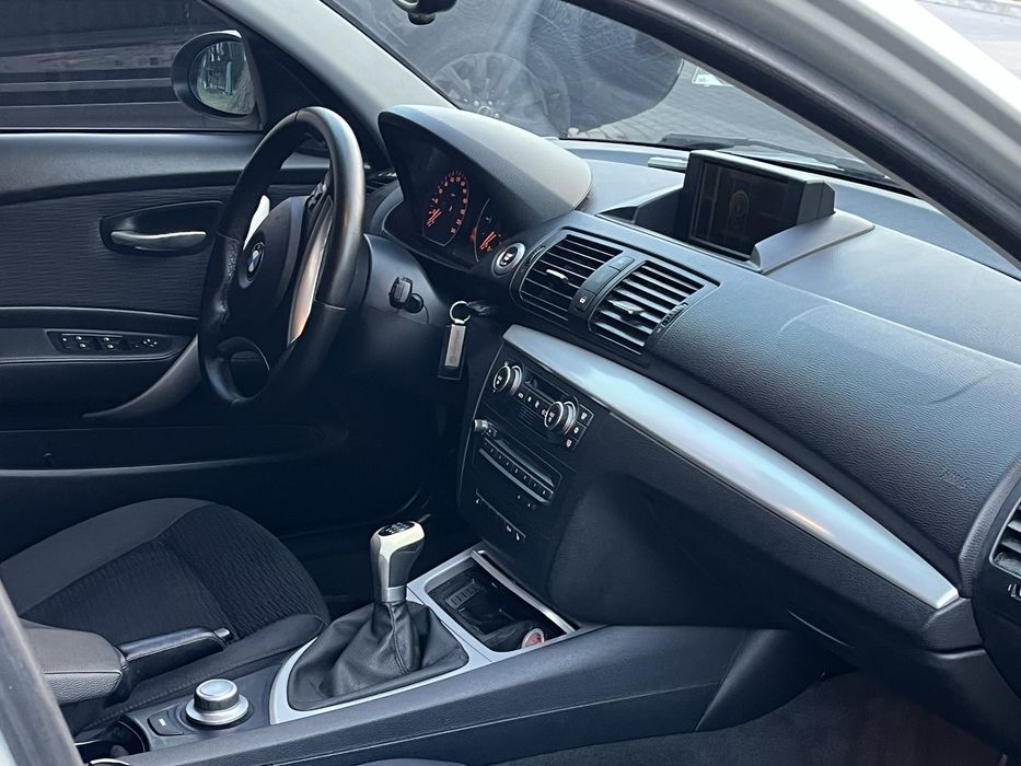 Продам BMW e87 118d