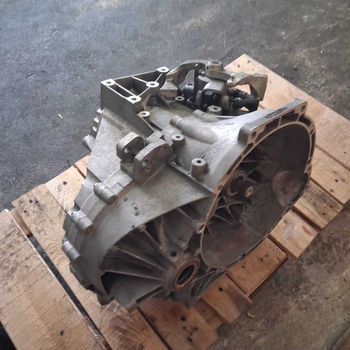 Skrzynia biegów Ford Galaxy 2.0 TDCi UFWA 6M2R-7F096-FB D4204T 127TKM