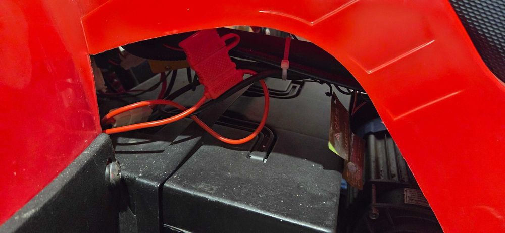 Moto 4 eletrica até 16 anos