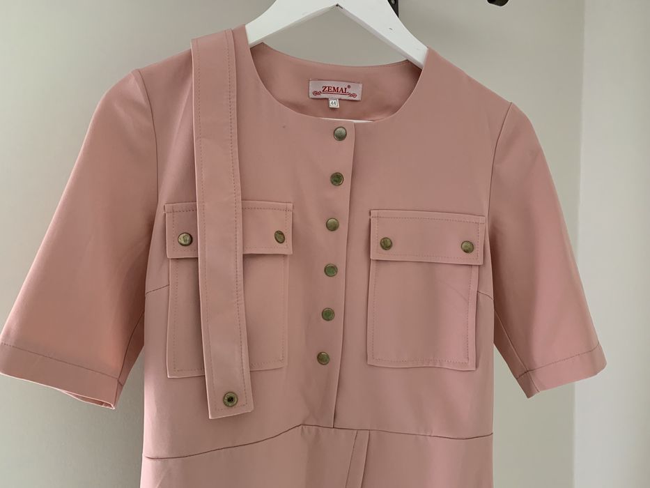 Сукня жіноча