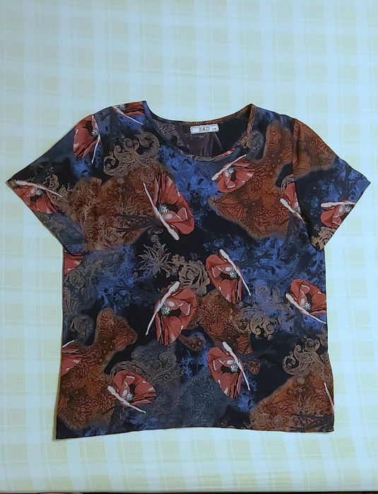 2 camisolas de verão M/L , (usadas 1 vez).