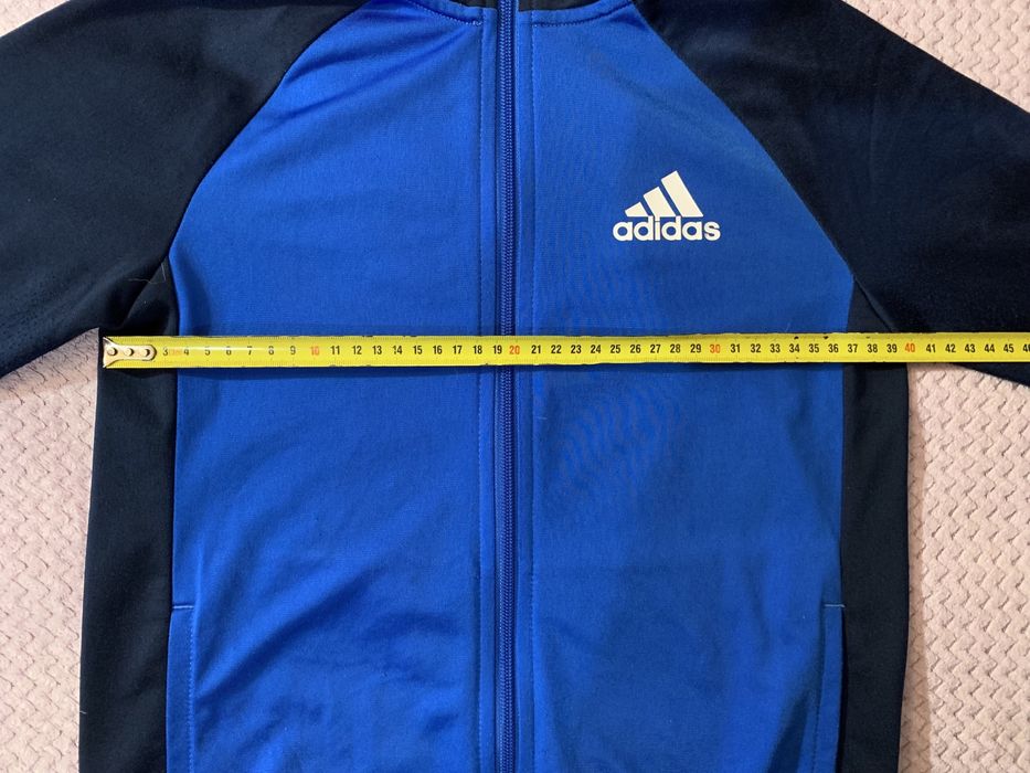Спортивна кофта Adidas на зріст 140 см на 9-10 років