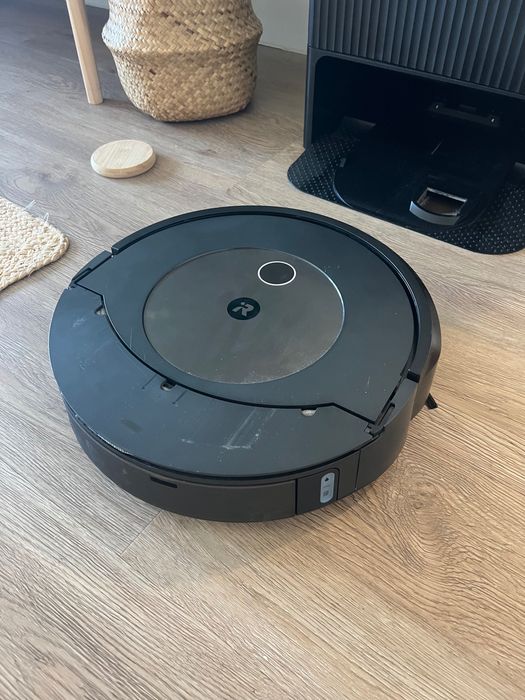 iRobot Roomba Combo j9+ + Clean Base Auto-Fill | Bom Estado