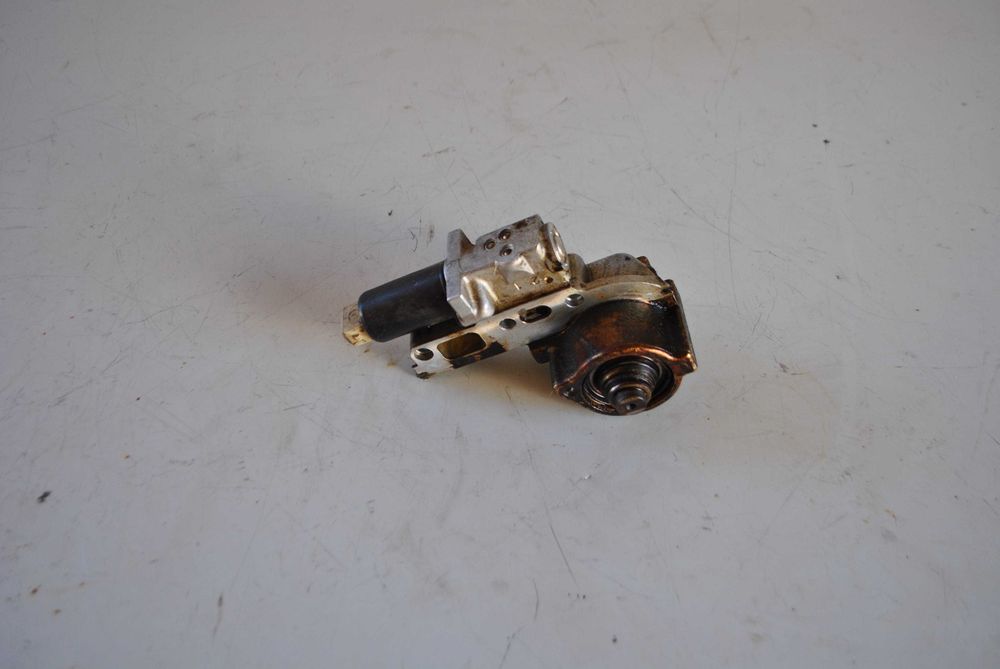 Silniczek zmiennej fazy Audi A4 B6 1.8t