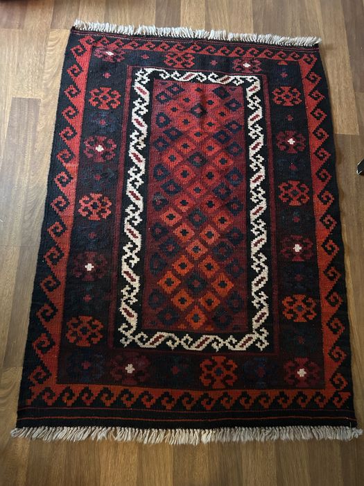 Tapete kilim muito bonito