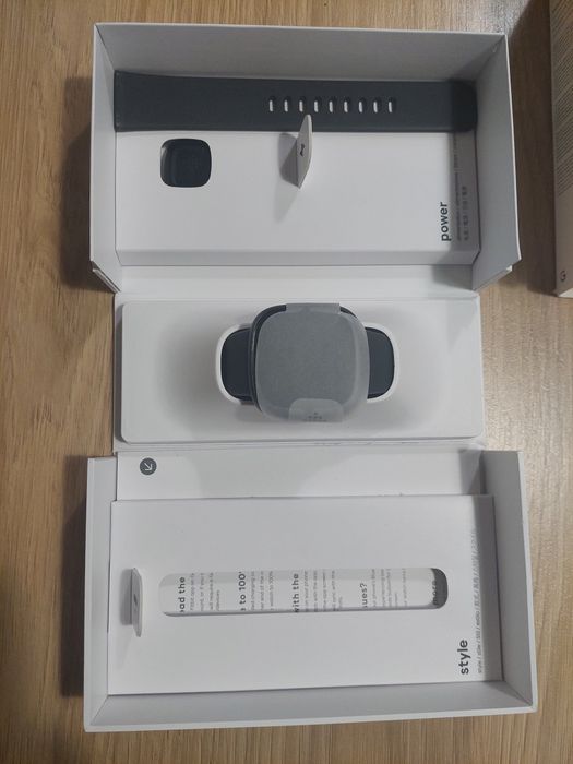 Fitbit Sense 2         .
