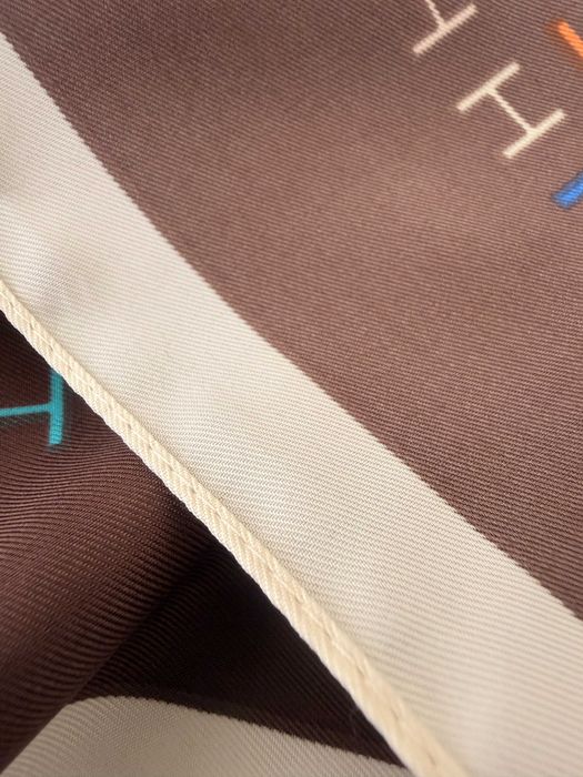 Ніжна хустка в стилі Hermès 90x90 см