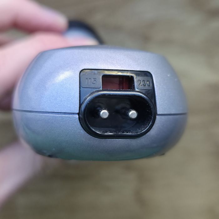 Електро бритва Philips Philishave 4608