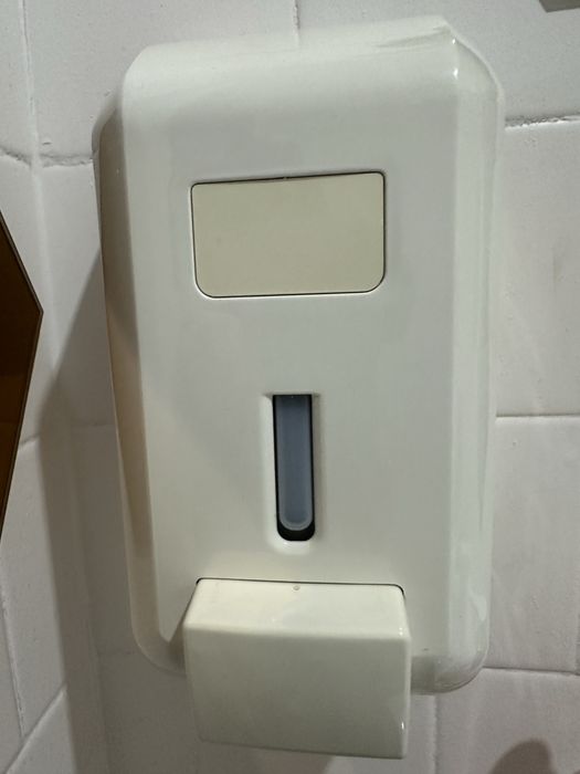 Dispensador de papel higiénico / dispensador de sabonete com chave