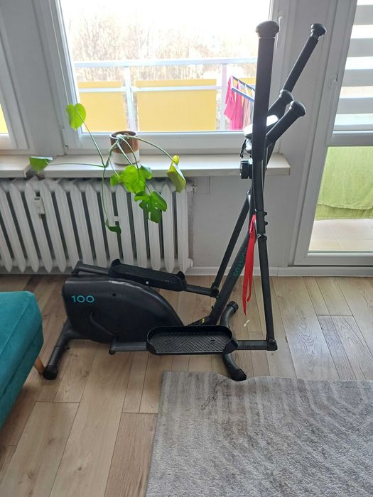 ORBITREK Decathlon 
Rower eliptyczny Domyos Initial Elliptical 100