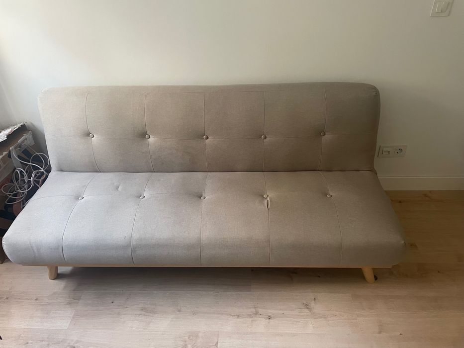 Sleeping Sofa for self pickup