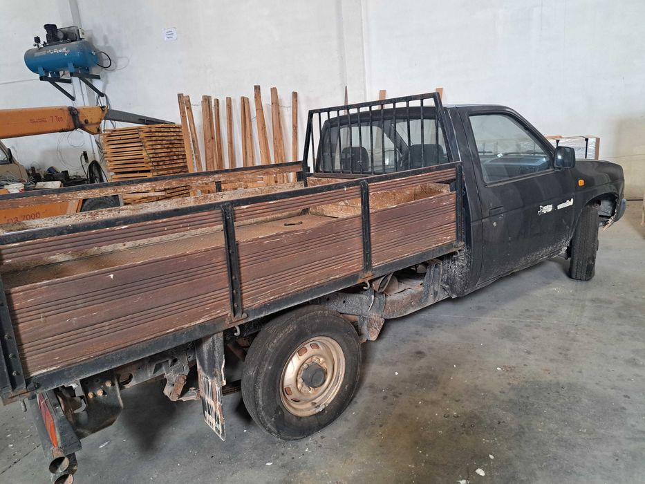 Ligeiro de mercadorias Nissan RGD 21