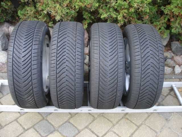 Praktycznie nowe opony wielosezonowe 225/55/17, komplet