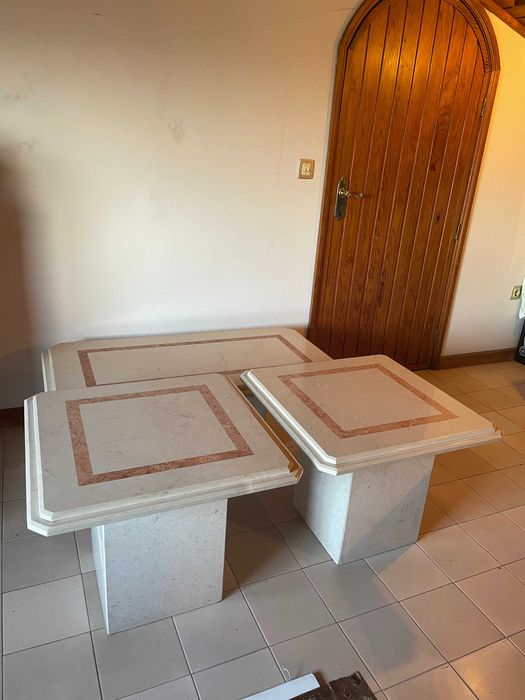 Conjunto 3 mesas em mármore/pedra natural