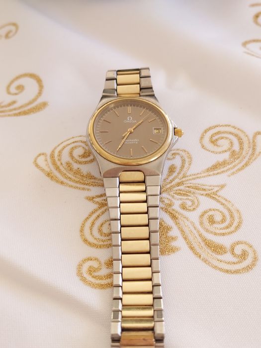 Omega seamaster 1332 quartz