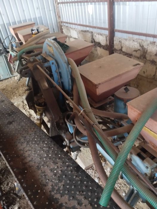 Сеялка пропашная СПЧ 8