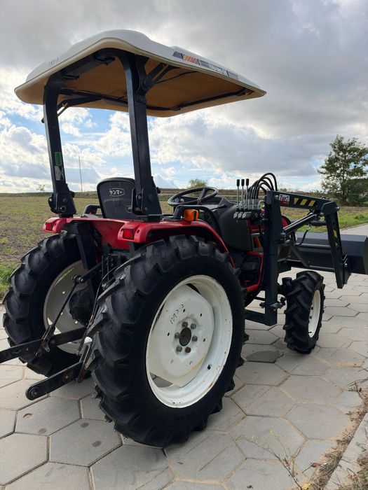 Mini traktorek YANMAR F250 f255 model 25KM  ladowacz glebogryzarka