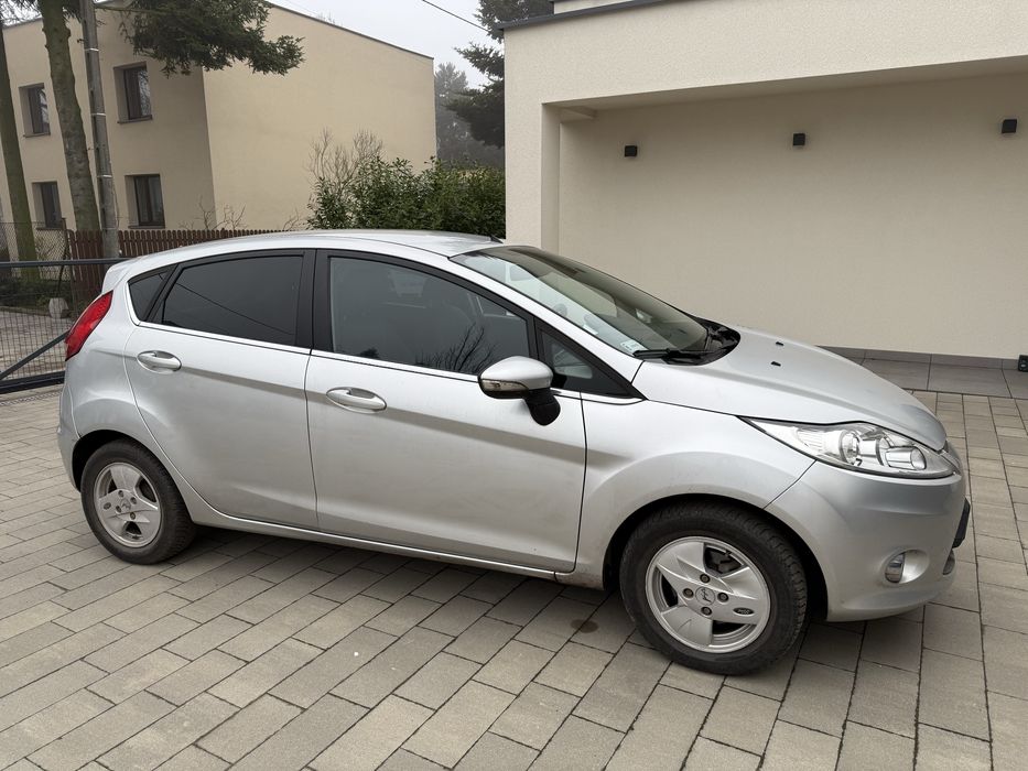 Ford Fiesta 2011 r