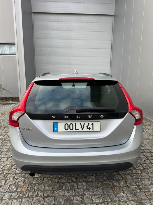 Volvo v60 1.6d 2011