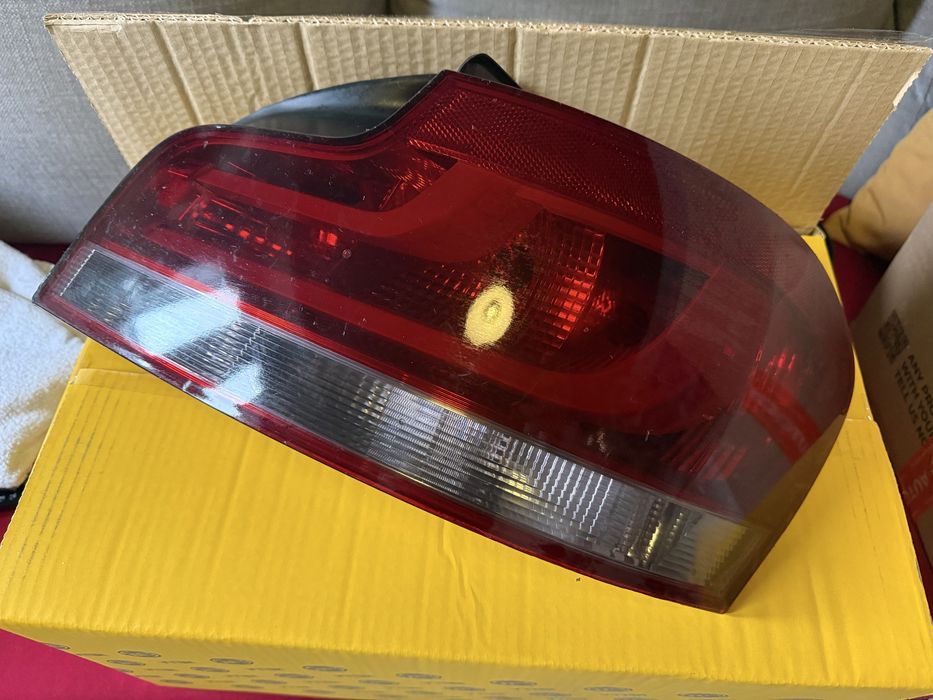 Farol traseiro direito BMW série 1 E82