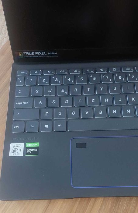 Portatil MSI Prestige 14 i7 GTX 1650 16GB RAM SSD 2TB Windows 11 Pro