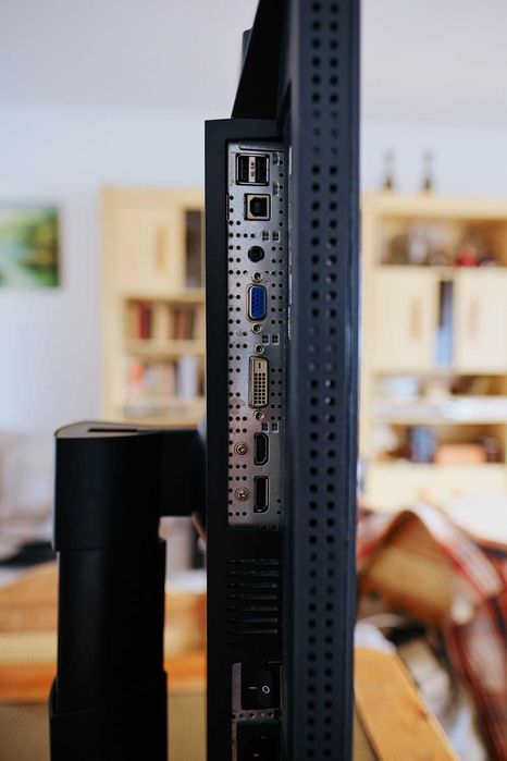 Monitor profissional ASUS ProArt PA238Q