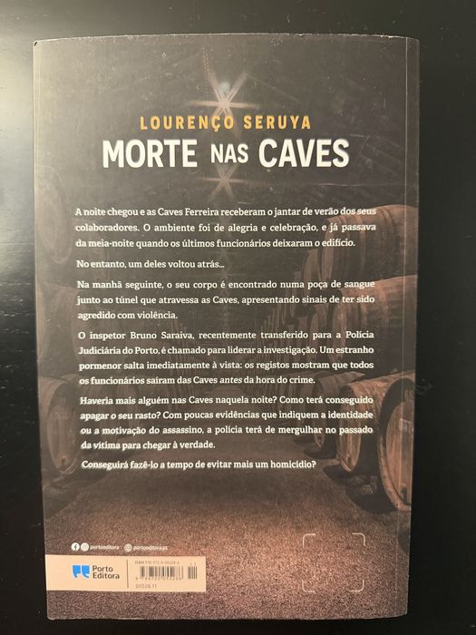 Livro Morte nas caves