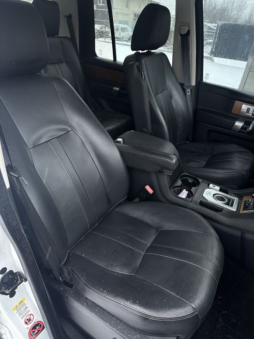 Lend Rover Discovery 2015