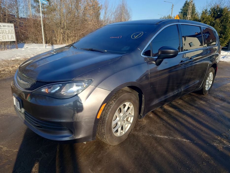 Chrysler Pacifica Piękna Pacyfica bezwypadkowa sprowadzona w całości