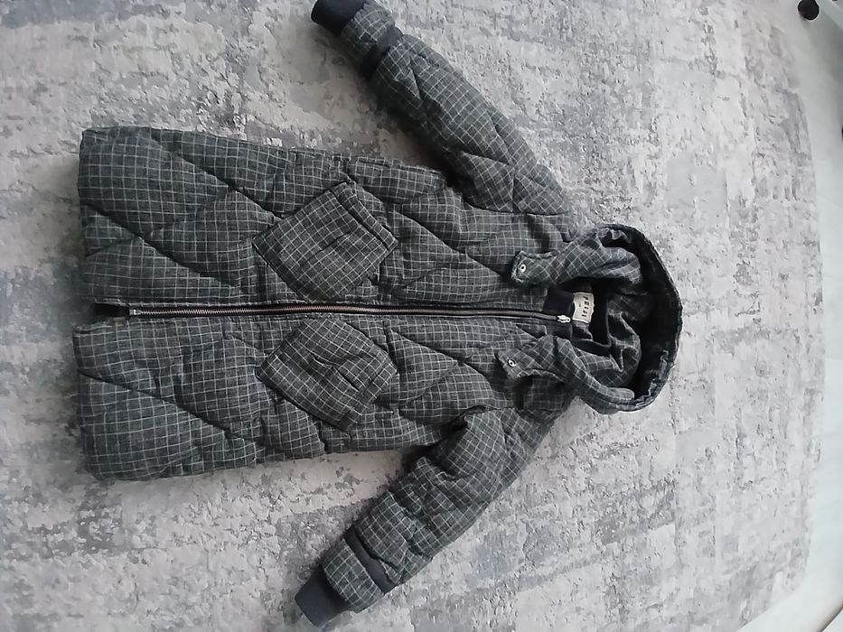 Зимове стьобане пальто для хлопчика розмір 130