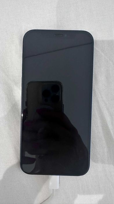 iPhone 12 [preto]