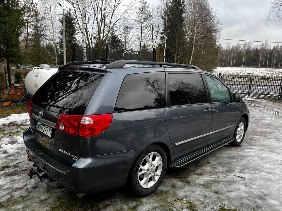 Toyota Sienna   XLE AWD Limited 3,5 V6