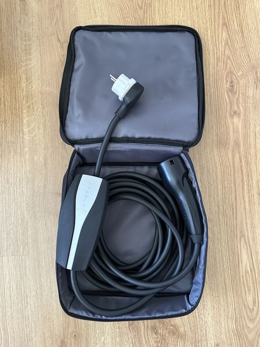 tesla mobile connector - купити мотоаксесуари - Ціна на OLX.ua