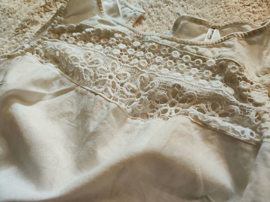 Сукня жіноча біла літня